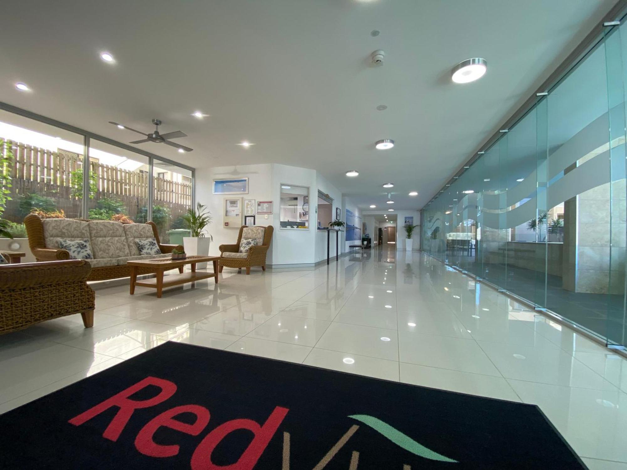 Redvue Holiday Apartments Ред-Клифф Экстерьер фото